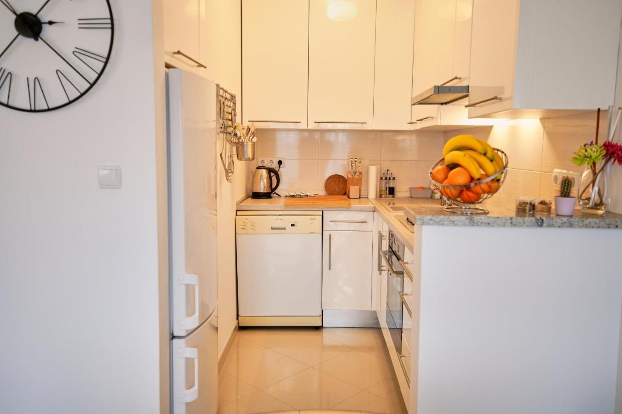 Lovely Apartment Mira Near Airport Zagreb Velika Gorica Exterior foto